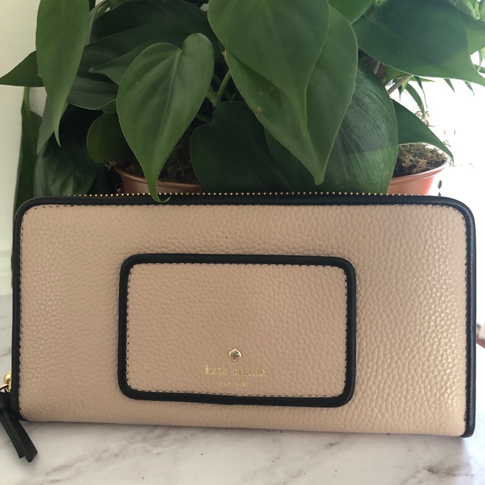 Kate Spade Neda Ward Place Wallet